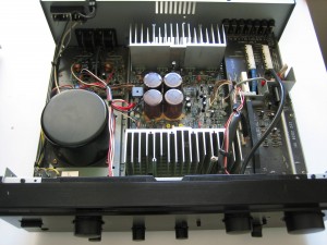 Versterker Denon PMA-860 in reparatie